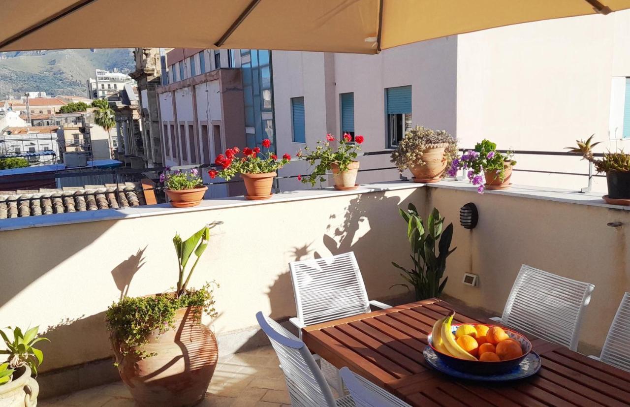 Terrace With View Attic In Old Town Ballarhome Palermo Exterior photo