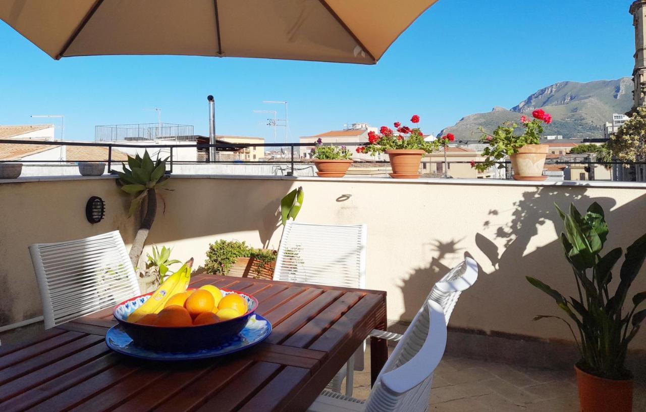 Terrace With View Attic In Old Town Ballarhome Palermo Exterior photo