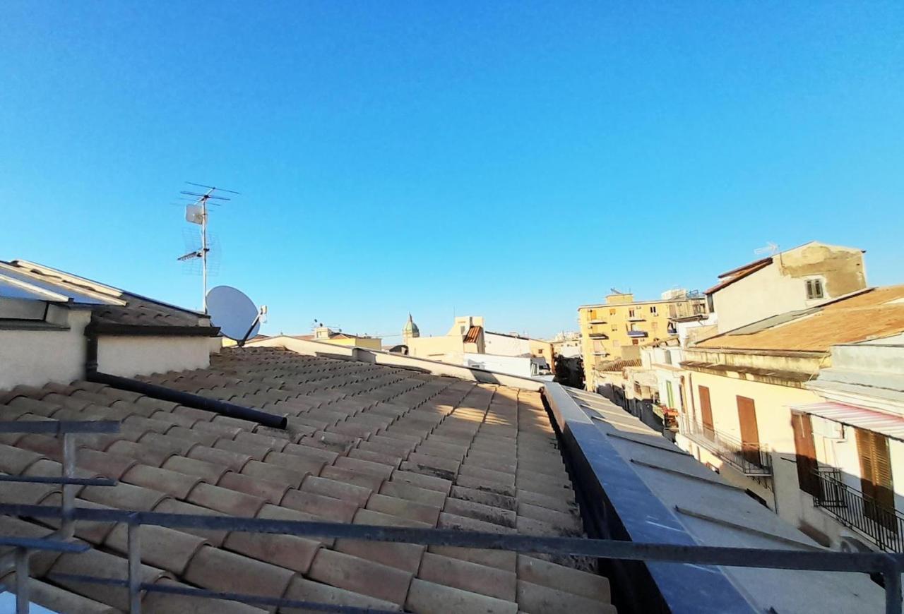 Terrace With View Attic In Old Town Ballarhome Palermo Exterior photo